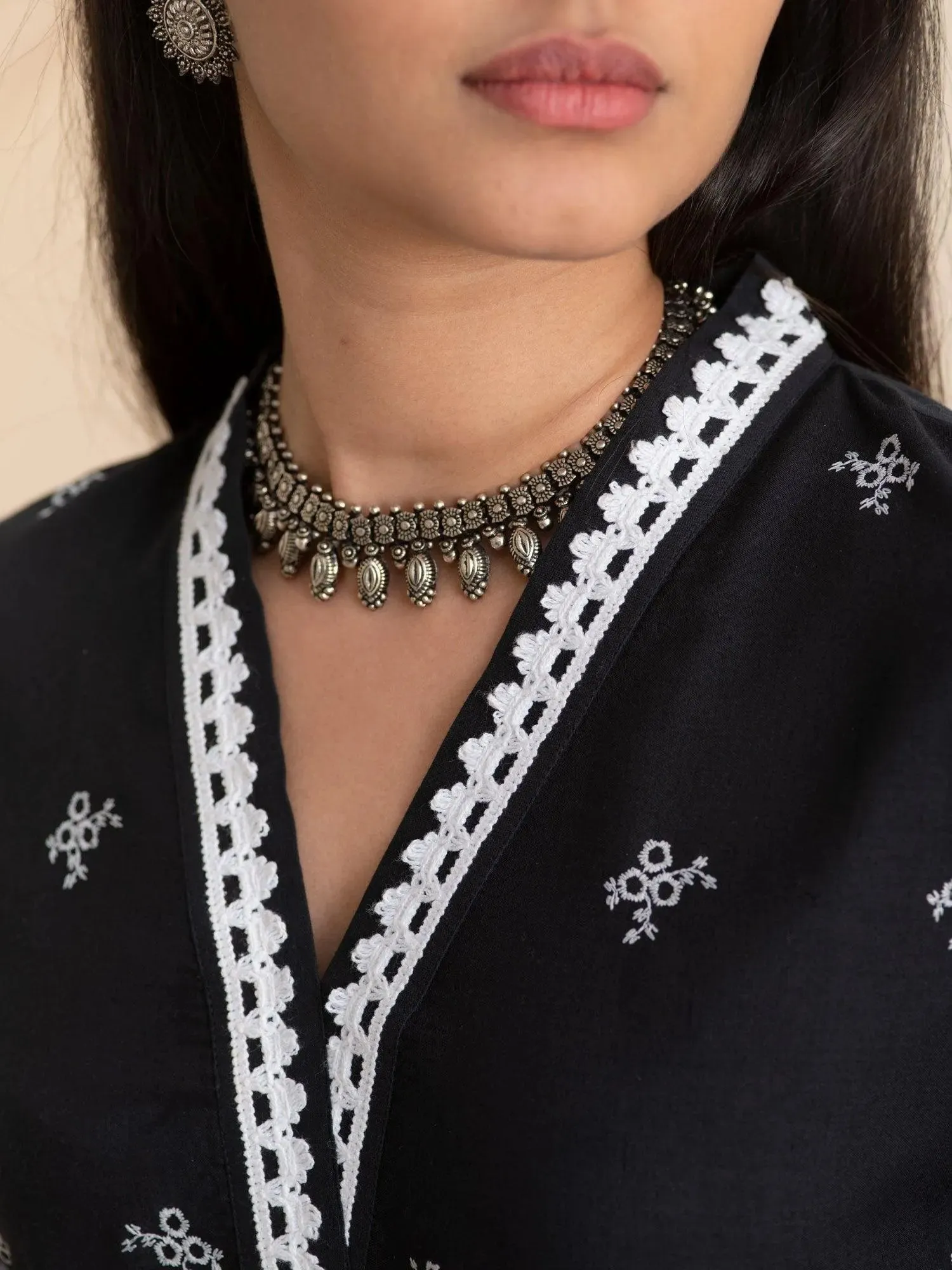 Black Embroidered Cotton Kurta