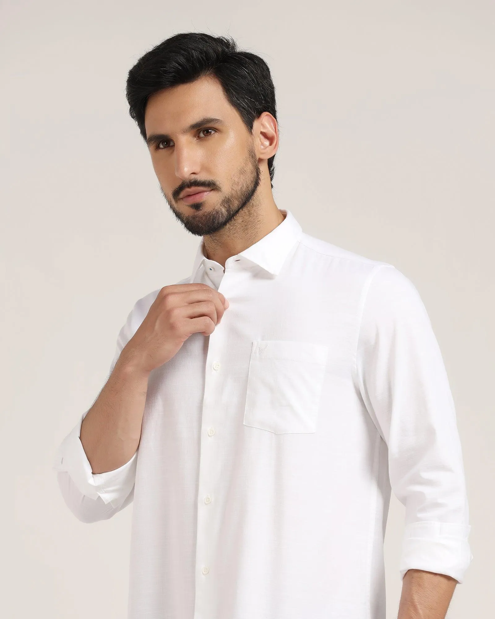 Casual White Solid Shirt - Creta