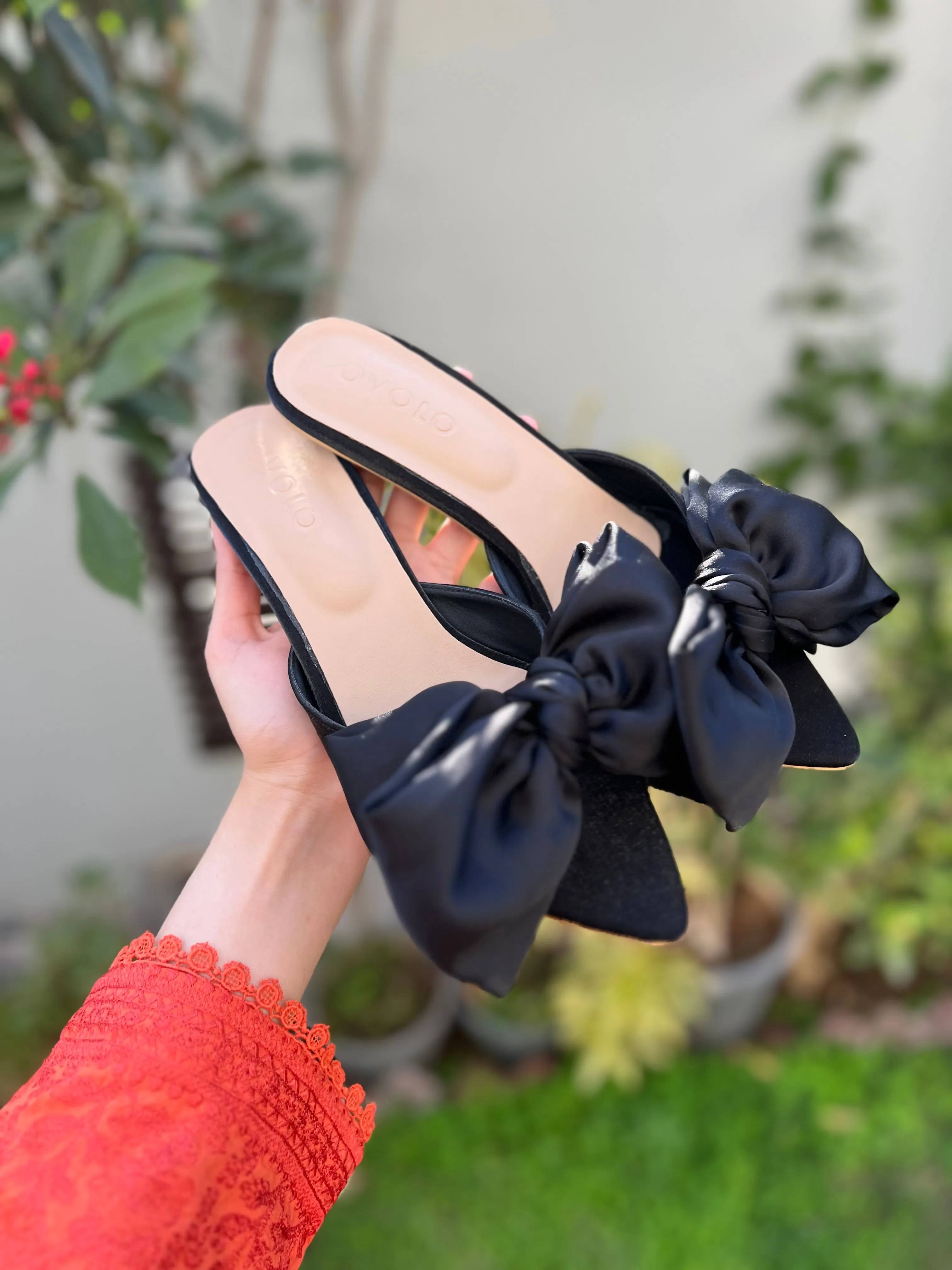 Hannah Bow Heels - Black