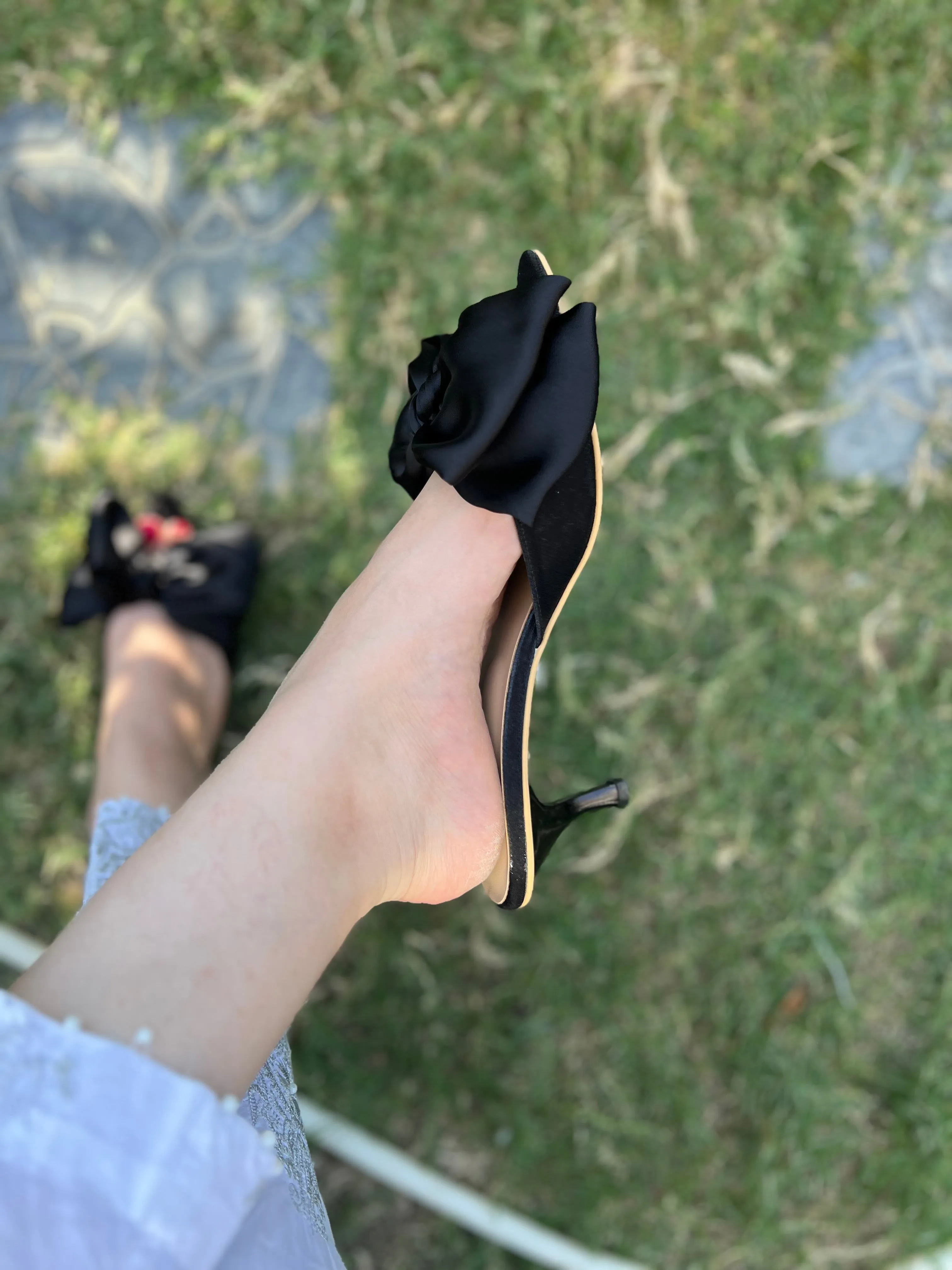 Hannah Bow Heels - Black