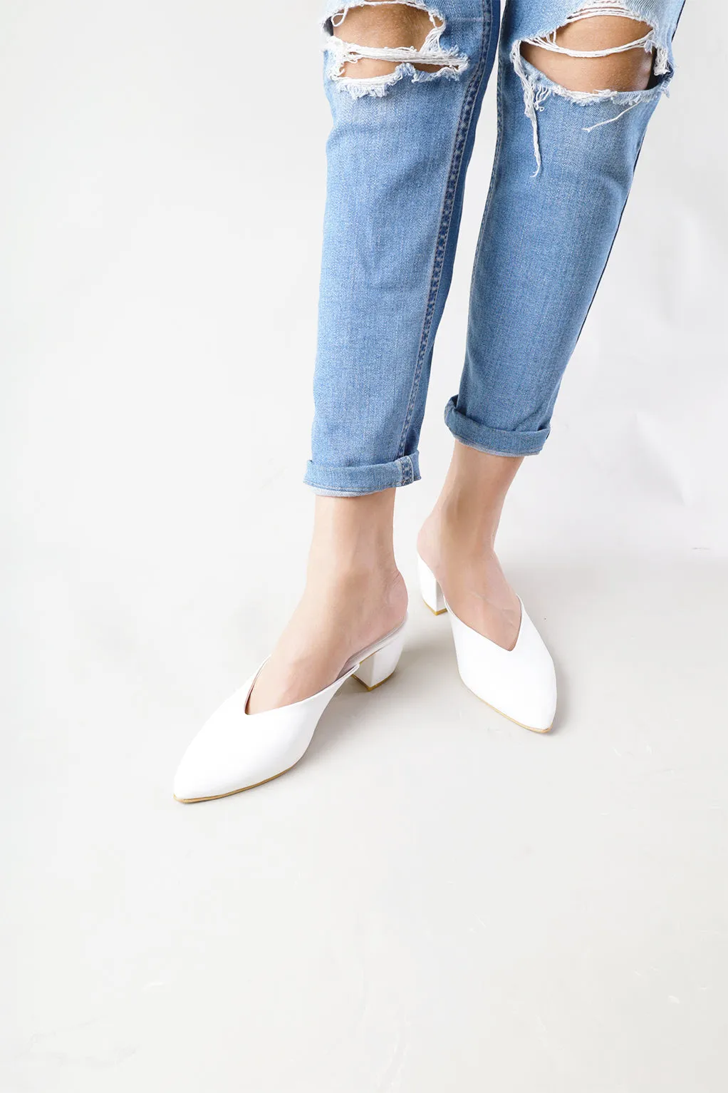 Pointy Toe Block Heels - White